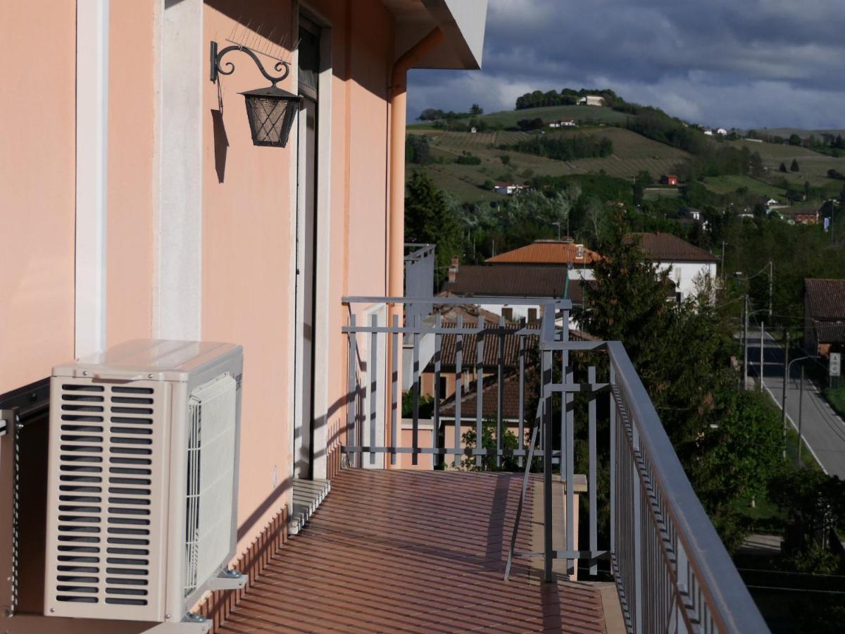 Appartamento Panoramico Nizza Monferrato Exteriér fotografie