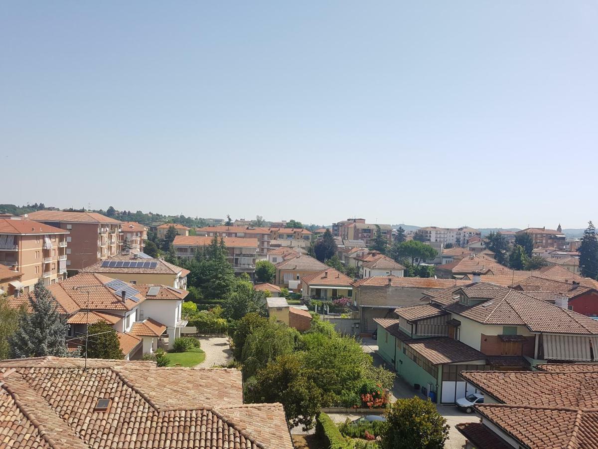 Appartamento Panoramico Nizza Monferrato Exteriér fotografie