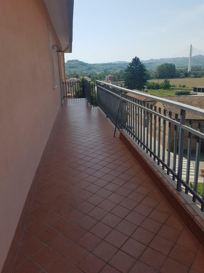 Appartamento Panoramico Nizza Monferrato Exteriér fotografie