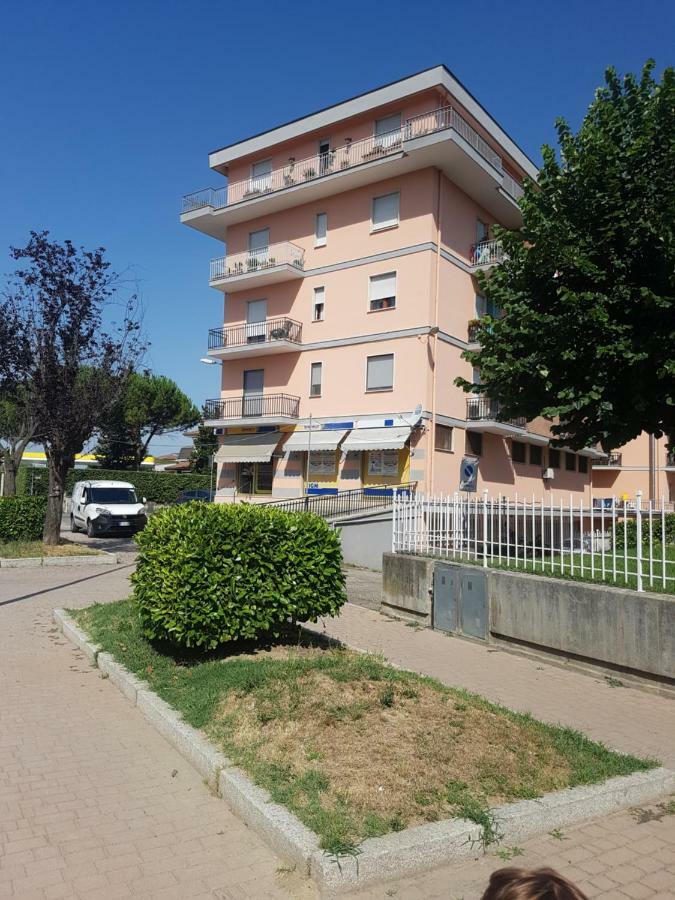 Appartamento Panoramico Nizza Monferrato Exteriér fotografie